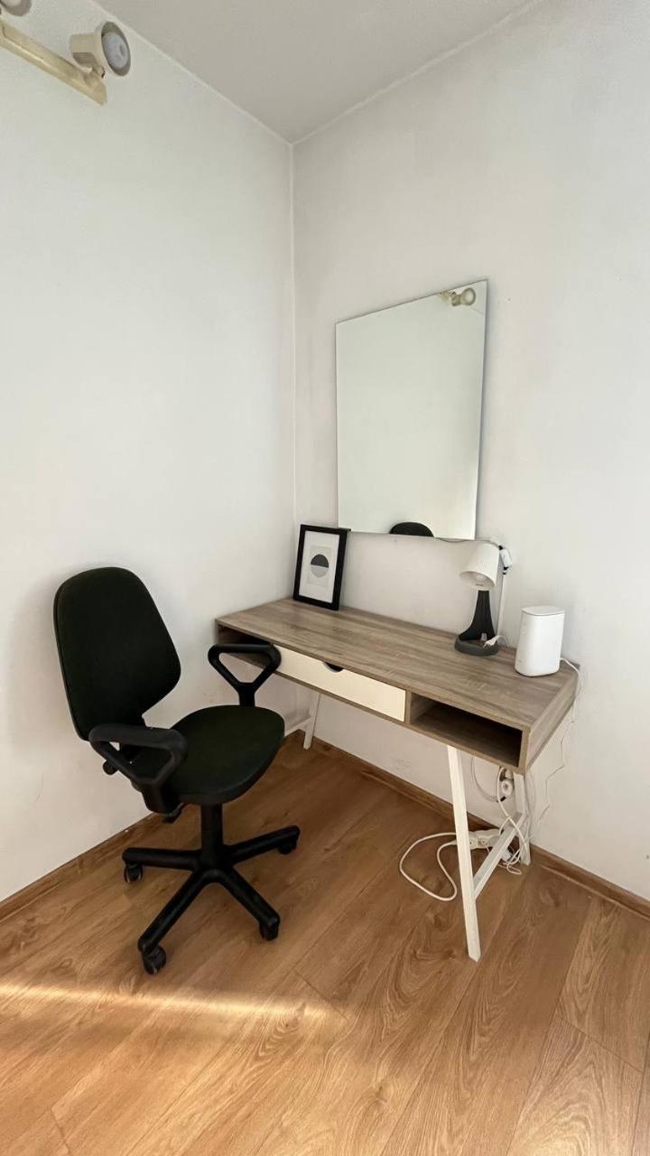 Comfy, Nice And Small Room In Krakau Exterior foto