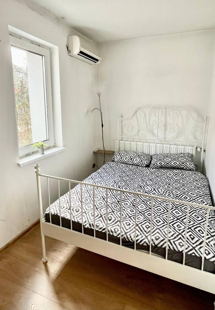 Comfy, Nice And Small Room In Krakau Exterior foto